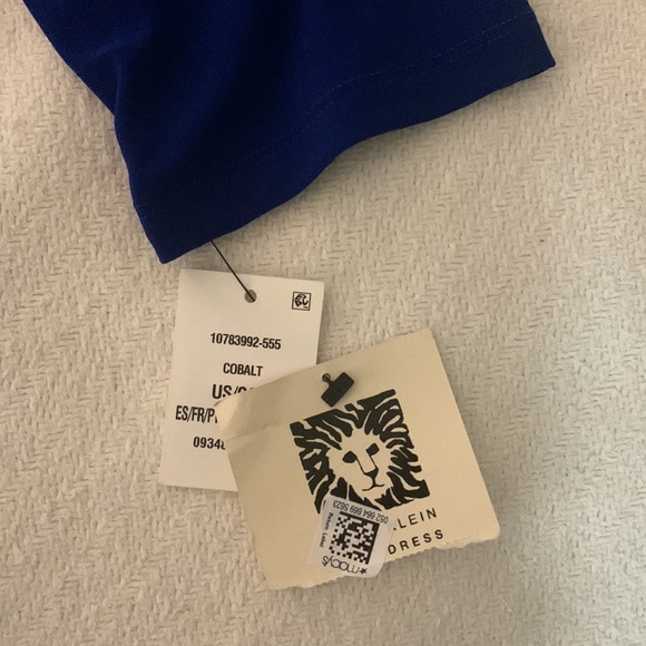 New with tags Anne Klein size 6 Dress from Macy’s - Royal Blue - Picture 4 of 5